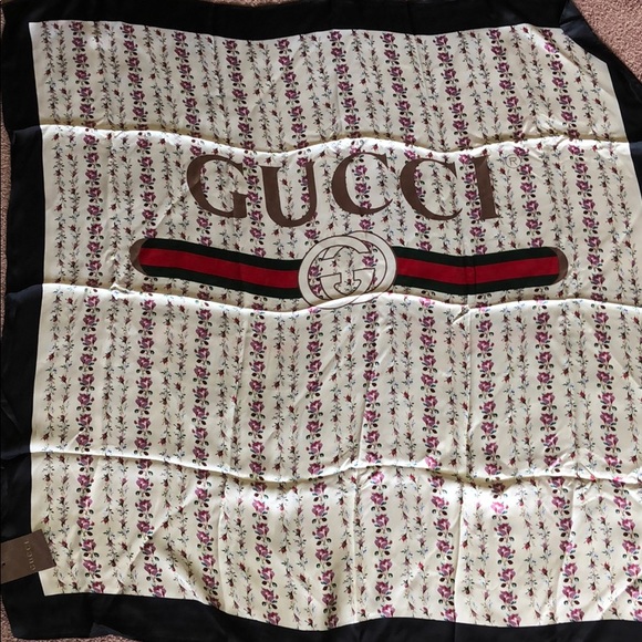 Gucci scarf - Picture 1 of 1